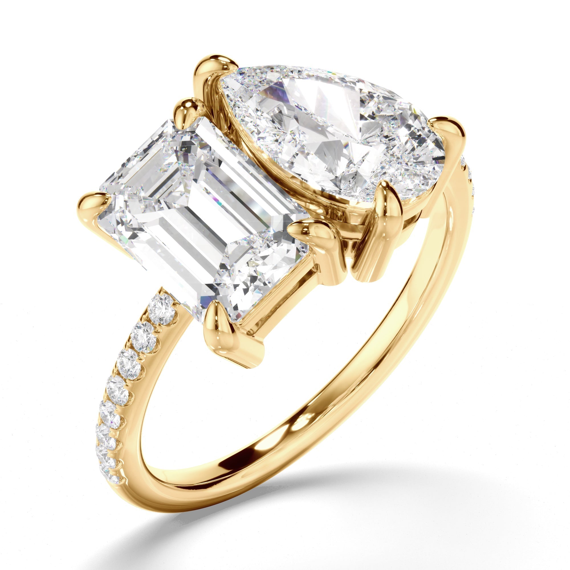 Emerald & Pear Cut Diamond Toi et Moi Engagement Ring